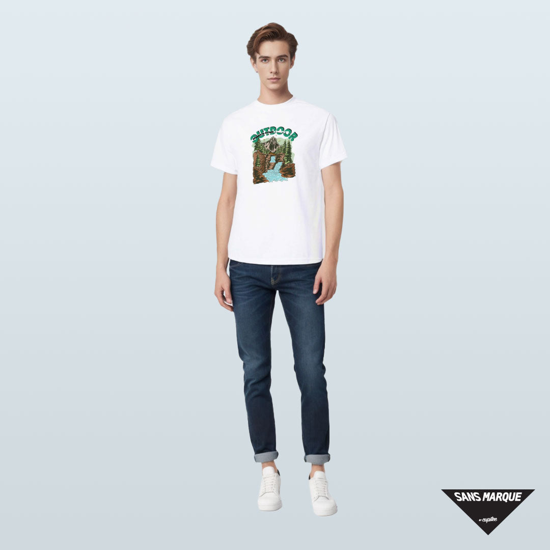 Model wearing EXPLORE IN NATURE Expedition White T-Shirt